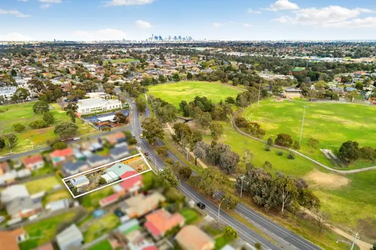 104 Oriel Road, Bellfield VIC 3081