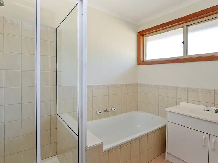 Fifth view of Homely house listing, 2/1 St Anthony Court, Lara VIC 3212