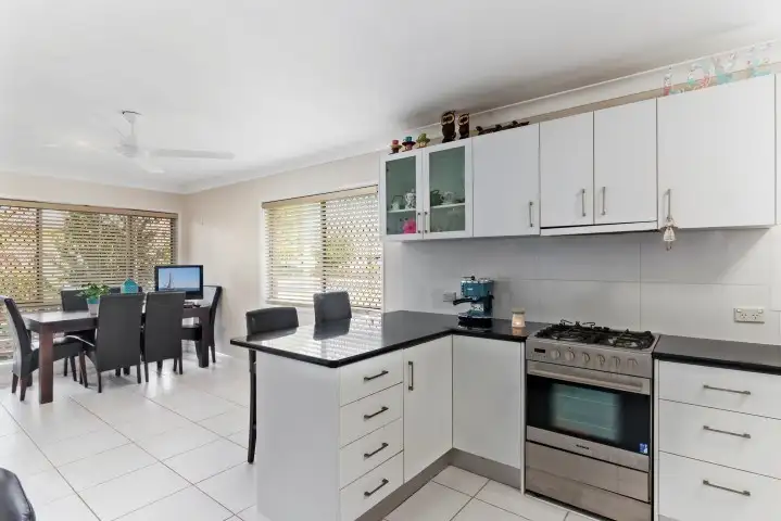 31 Twenty Third Avenue, Palm Beach QLD 4221
