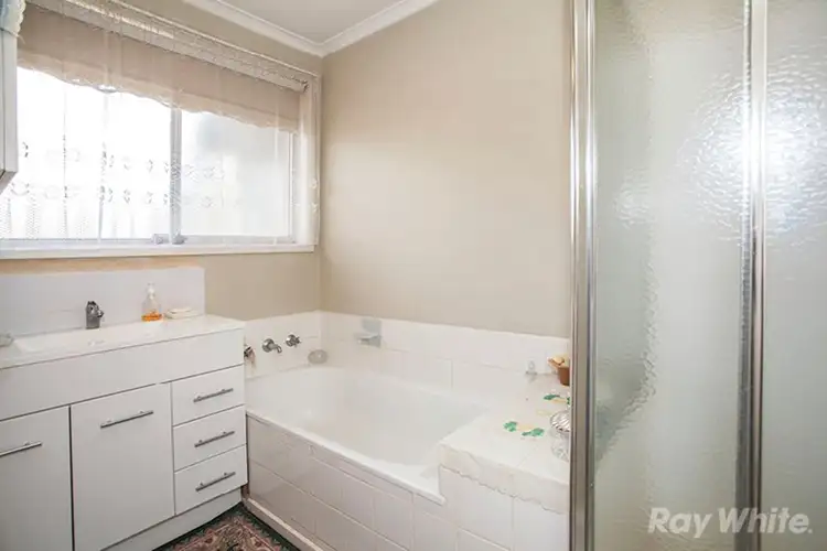 Seventh view of Homely house listing, 8 Sunrise Drive, Mulgrave VIC 3170