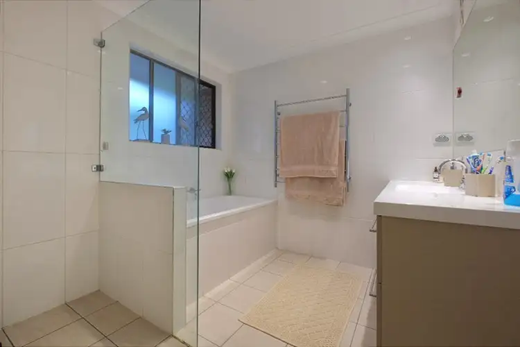 Seventh view of Homely house listing, 3 Chinnock Court, Alexandra Hills QLD 4161