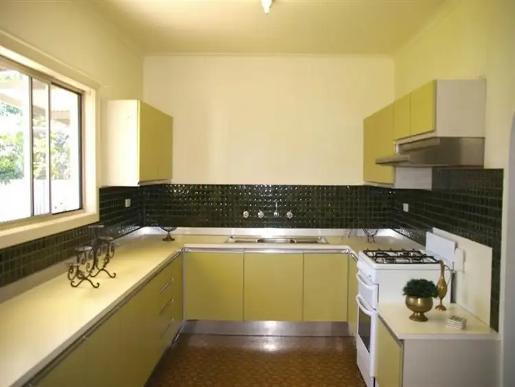 Sixth view of Homely house listing, 54 Thirteenth Street, Renmark SA 5341