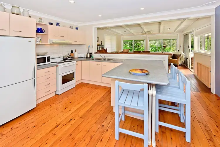 Fifth view of Homely house listing, 19 Wendy Drive, Point Clare NSW 2250