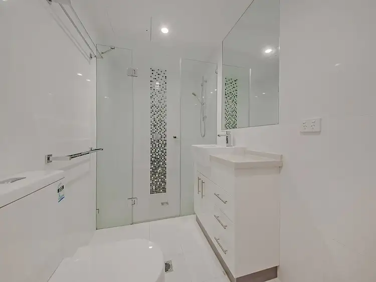 Fifth view of Homely apartment listing, 2/42-46 Sanders Street, Upper Mount Gravatt QLD 4122