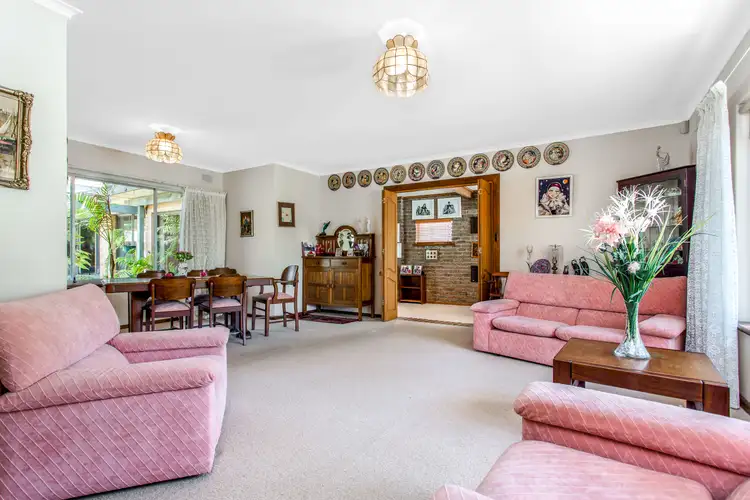 Second view of Homely house listing, 2 Lisa Place, Grange SA 5022