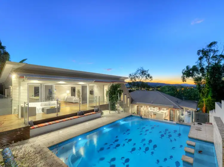 67 Royal Parade, Alderley QLD 4051