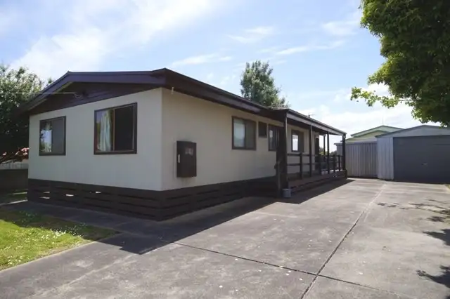 28 Carapooka Way, Cowes VIC 3922