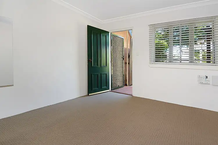 Fifth view of Homely unit listing, 2/92 Woodville Street, Hendra QLD 4011