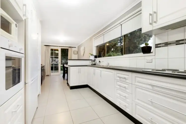 Second view of Homely house listing, 8 Geneva Court, Frankston VIC 3199