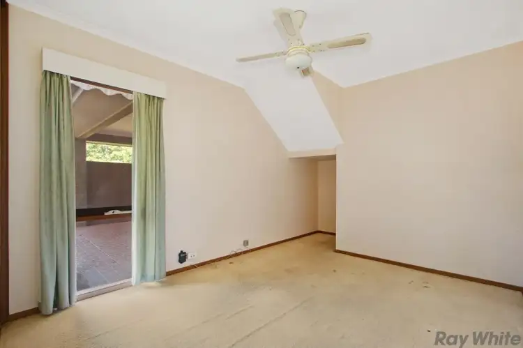 Seventh view of Homely house listing, 2 Correa Close, Benalla VIC 3672