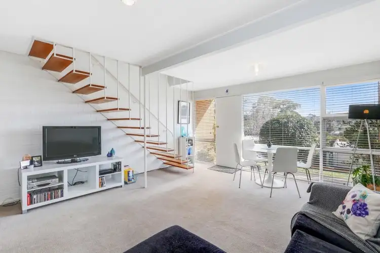 2/9 Sanglen Terrace, Belmont VIC 3216