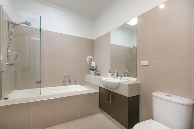 Seventh view of Homely unit listing, 2/152 St Vigeons Road, Reservoir VIC 3073