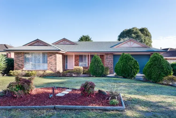 66 Ellinbank Crescent, Mornington VIC 3931