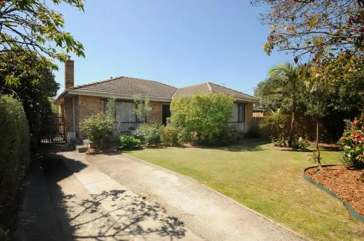 17 Bridges Avenue, Edithvale VIC 3196