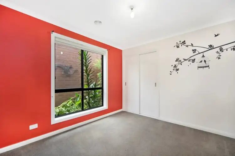 Seventh view of Homely house listing, 32 Ashwood Gardens, Mitchell Park VIC 3355
