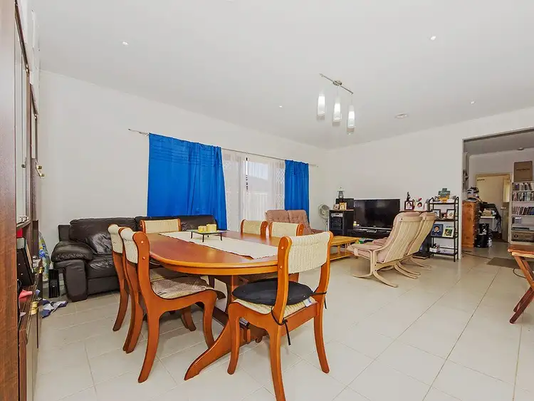 Fifth view of Homely house listing, 10 Azure Drive, Tarneit VIC 3029