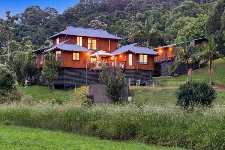 10 Des Quinlan Crescent, Tallebudgera Valley QLD 4228