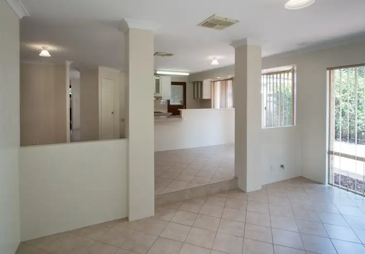 Sixth view of Homely house listing, 8 Oriole Way, Thornlie WA 6108
