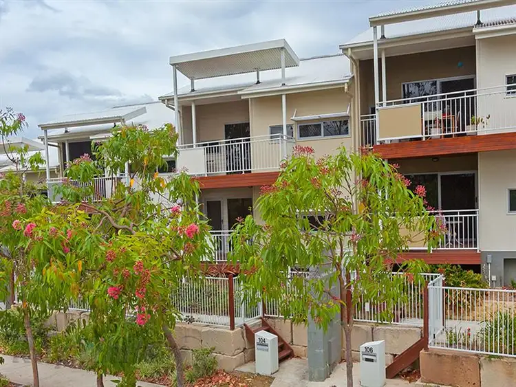 104 Grande Avenue, Springfield Lakes QLD 4300