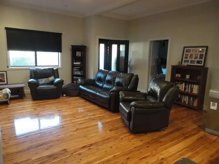 131 Polaris Street, Temora NSW 2666