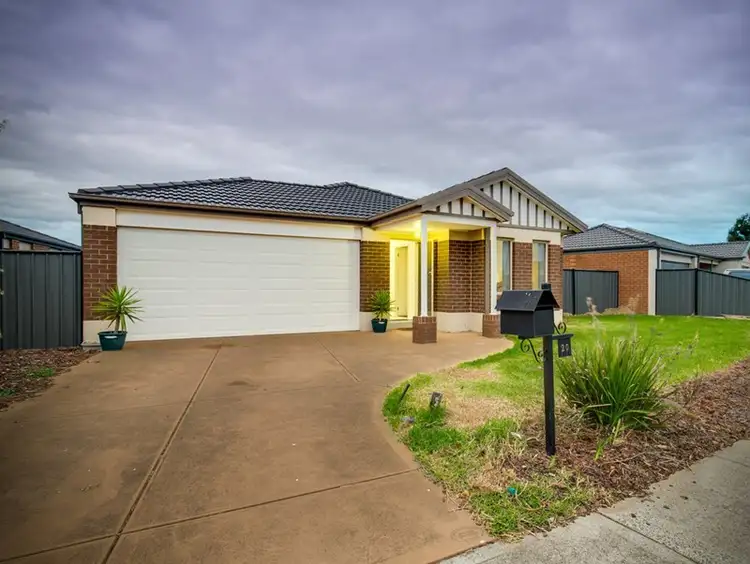 Second view of Homely house listing, 20 Fernhurst Avenue, Derrimut VIC 3030