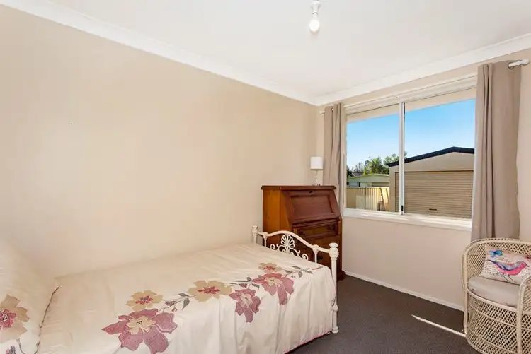 Seventh view of Homely house listing, 8 Hazel Close, Berkeley Vale NSW 2261