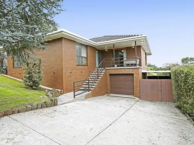 28 Challambra Crescent, Highton VIC 3216