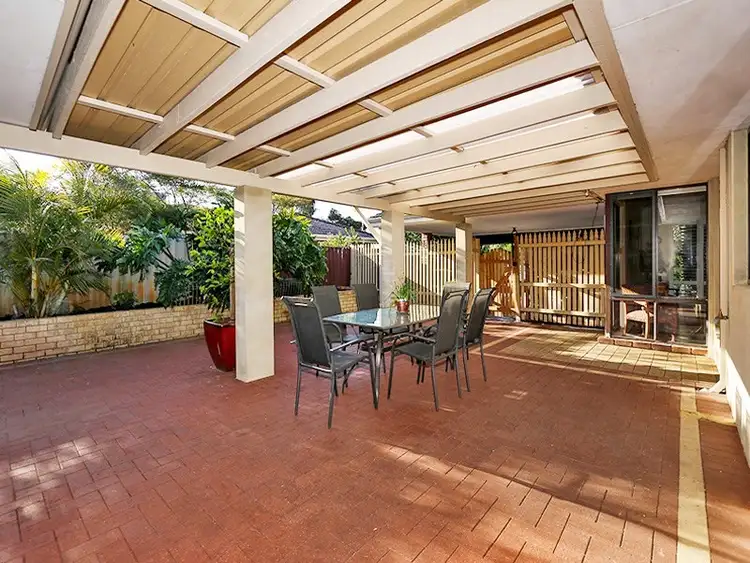 Seventh view of Homely house listing, 6 Camp Court, Leeming WA 6149