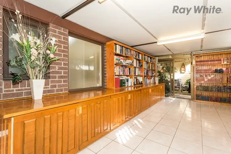 Sixth view of Homely house listing, 5 Clyno Court, Keilor Downs VIC 3038