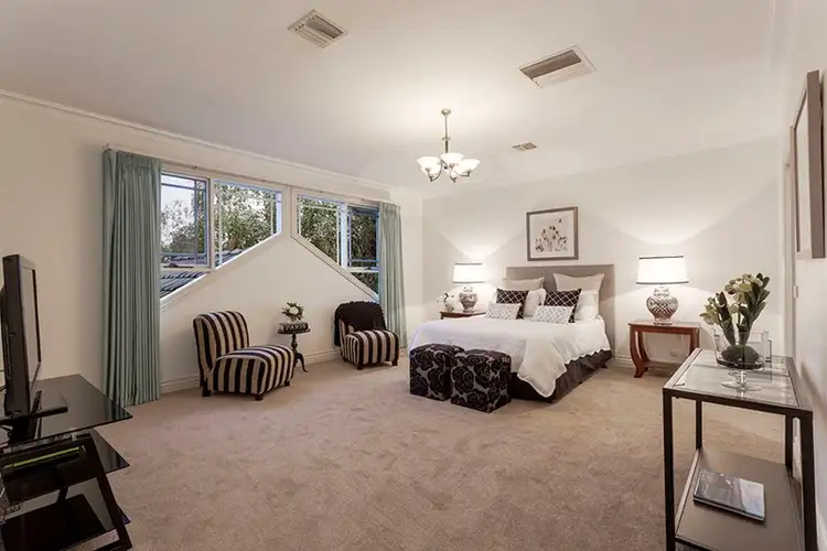 Fourth view of Homely house listing, 2 Dena Court, Templestowe VIC 3106