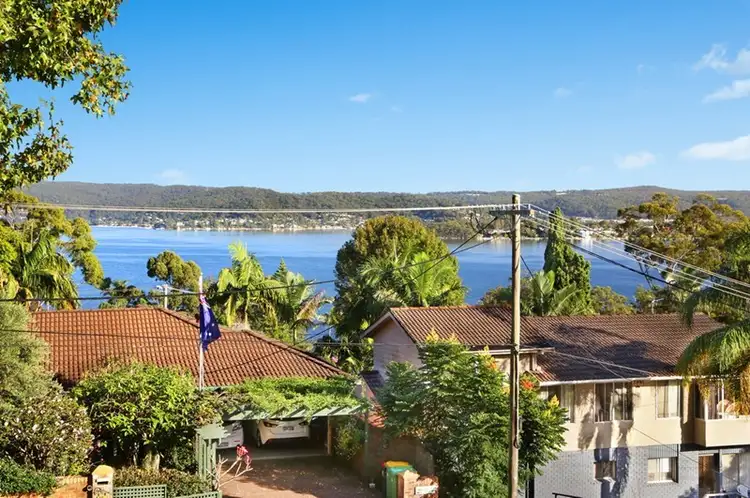 19 Marilyn Parade, Green Point NSW 2251