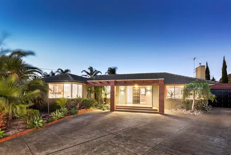 4 Cresta Court, Mulgrave VIC 3170