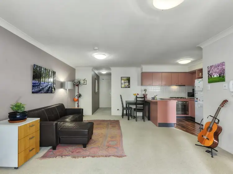 Main view of Homely apartment listing, 8/71 Birley Street, Spring Hill QLD 4000
