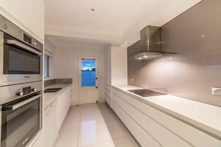 Sixth view of Homely villa listing, 1/22 Mawarra Street, Chevron Island QLD 4217