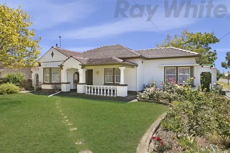 13 Farr Street, Woodville North SA 5012