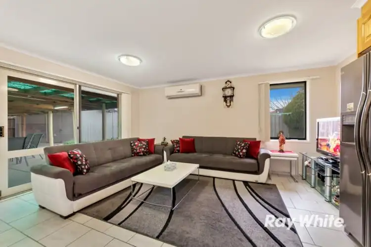 Fourth view of Homely house listing, 5 Ellam Court, Meadow Heights VIC 3048