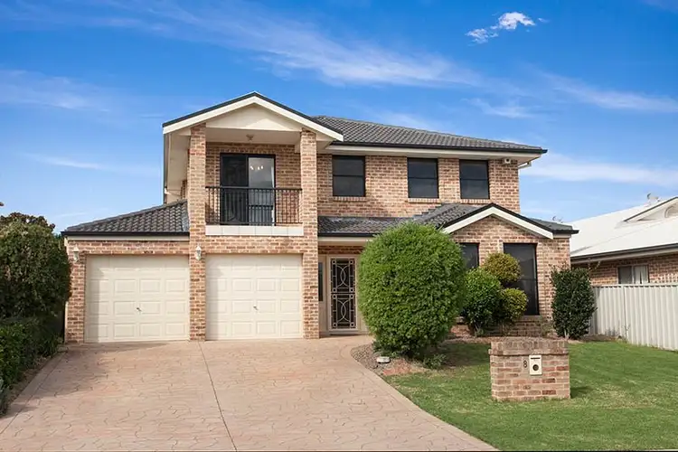 8 Dunk Avenue, Shell Cove NSW 2529