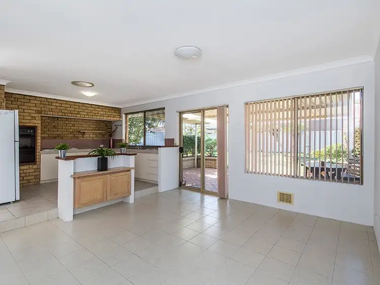 Sixth view of Homely house listing, 22 Glenway Loop, Cooloongup WA 6168