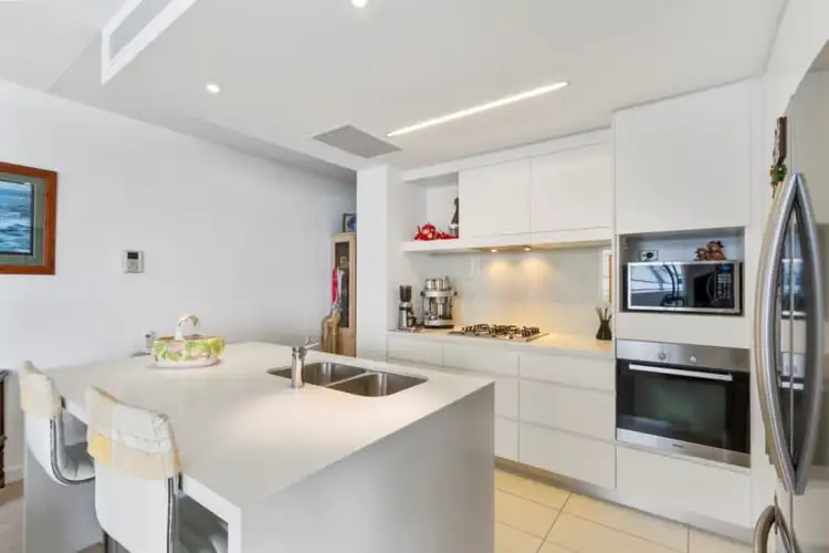 4302/2 Sunset Avenue, Paradise Point QLD 4216