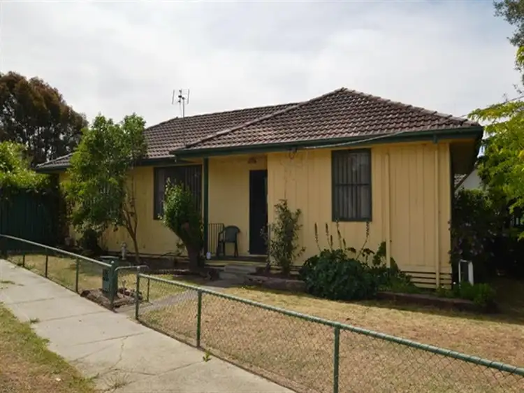 17 Sinclair Crescent, Seymour VIC 3660