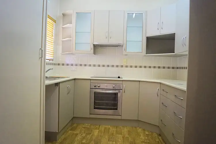 Second view of Homely house listing, 5 McKendry Street, Emerald QLD 4720