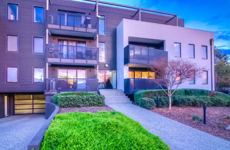 1/24 Burton Avenue, Clayton VIC 3168