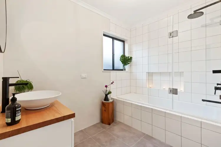 Seventh view of Homely townhouse listing, 1/28 Leumear Street, Oakleigh East VIC 3166