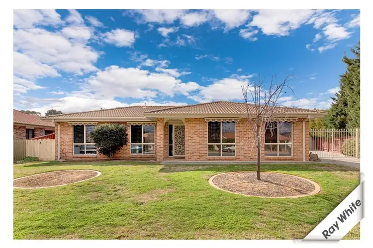 8 Balsillie Crescent, Monash ACT 2904