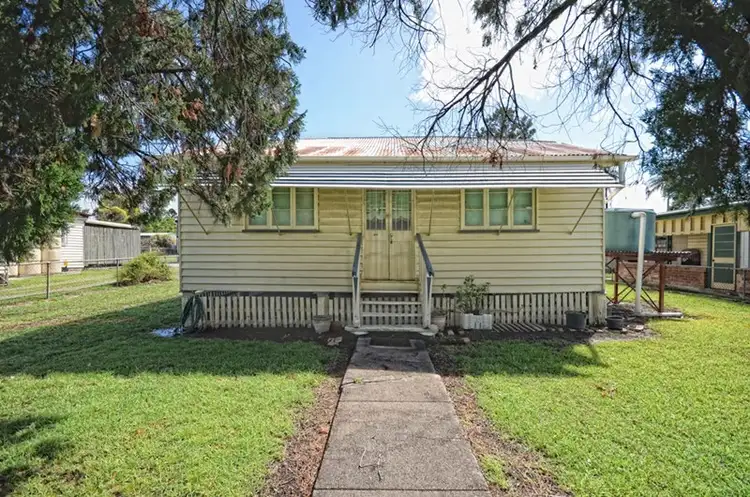 52 Kroombit Street, Biloela QLD 4715