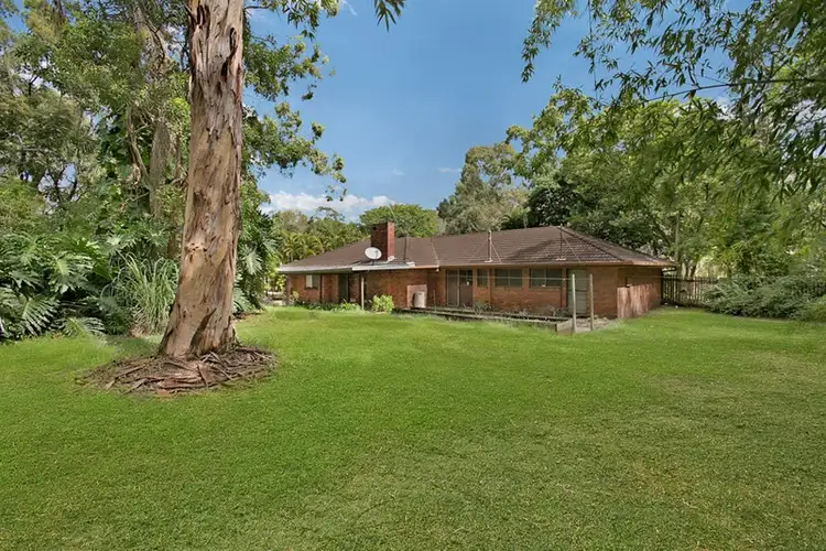 13 GRASSDALE Road, Belmont QLD 4153