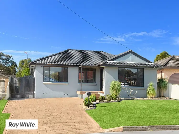19 Brigadoon Circuit, Oak Flats NSW 2529