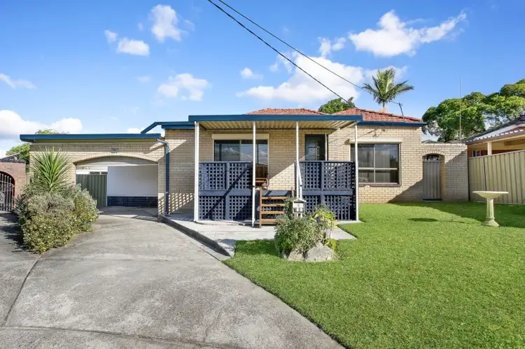 4 Tonga Crescent, Smithfield NSW 2164