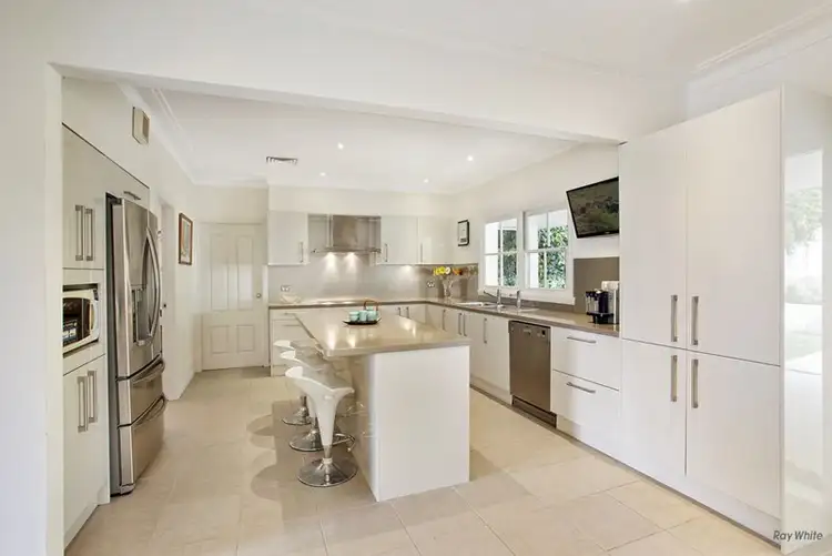 Fifth view of Homely house listing, 7 Oswald Close, Warrawee NSW 2074