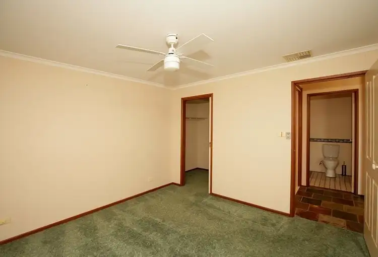 Fifth view of Homely house listing, 6 Roberts Way, Kooringal NSW 2650